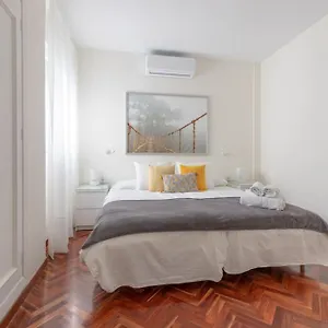 https://fantastic-duplex-in-old-town-with-private-terrace.es-andalucia.com